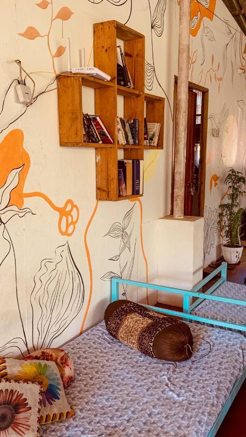 Rootsvilla Vagator - Longstays, Coworking Backpacker'S Hostel Εξωτερικό φωτογραφία