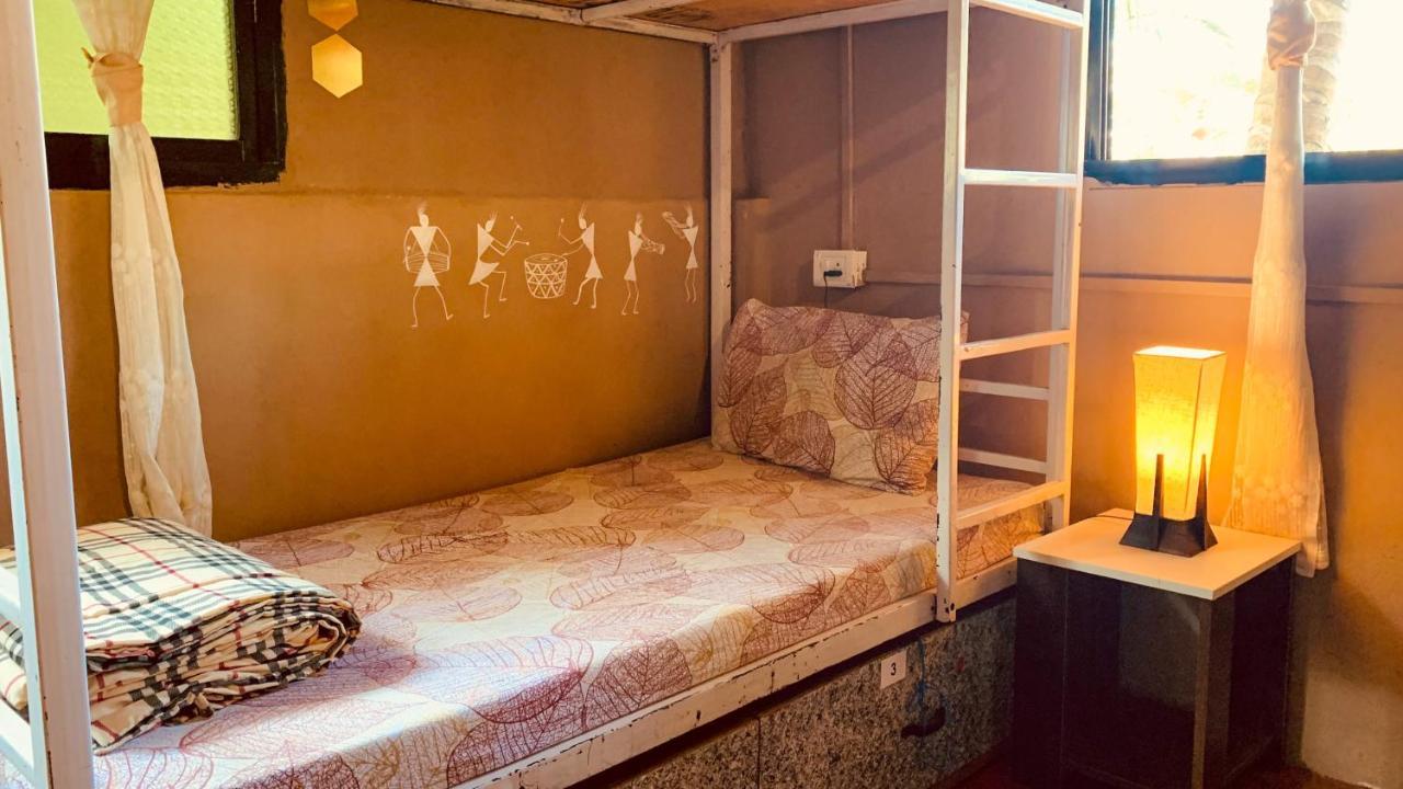 Rootsvilla Vagator - Longstays, Coworking Backpacker'S Hostel Εξωτερικό φωτογραφία